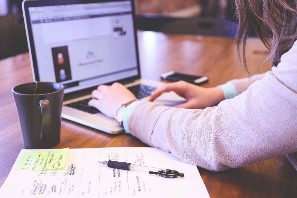 Comunicazione digitale e Social Media Management: come operare