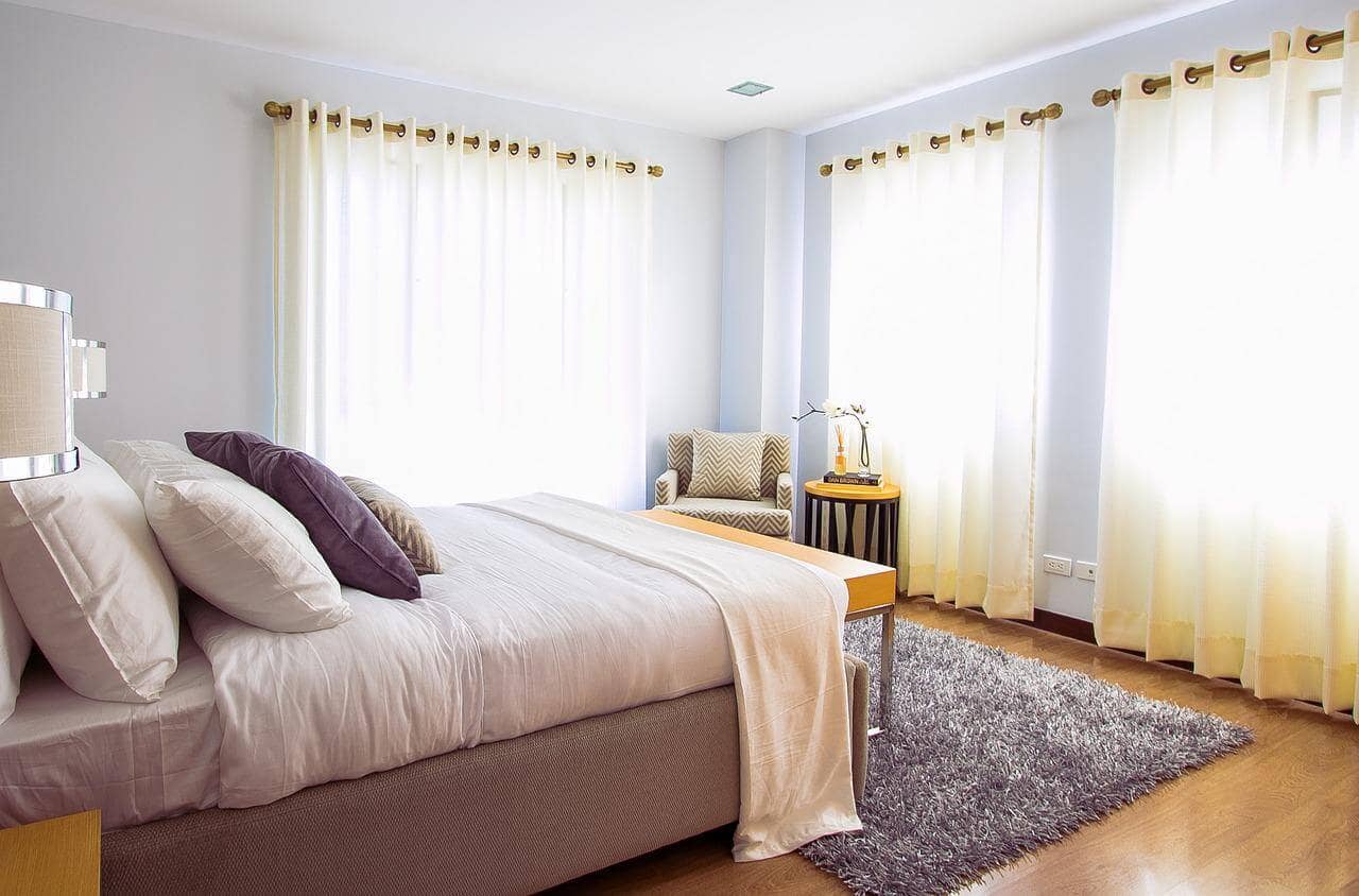 Carta da parati per la camera da letto: scopri le migliori